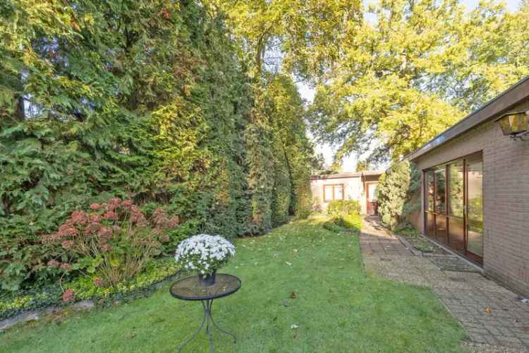Huis te koop Hilversum: Villa met Bijgebouw 210m2