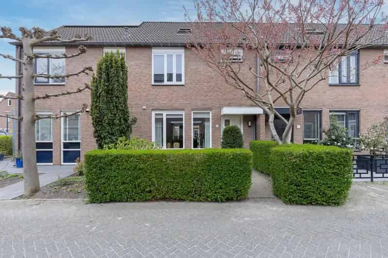 Luxe Gezinswoning Blokker 4 Slaapkamers Dakterras