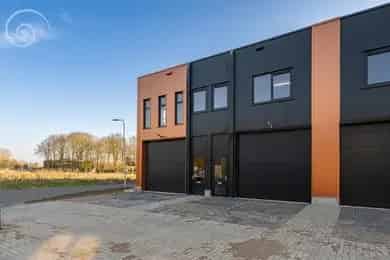124 m2 Bedrijfsruimte te Huur Middelharnis