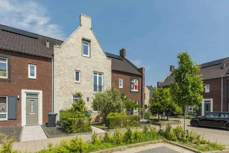Huis te koop: Maximastraat 62 4711 SH St. Willebrord | Funda