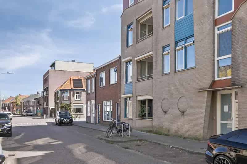 Appartement Starters Besterdring 55m2 1 Slaapkamer Parkeerplaats