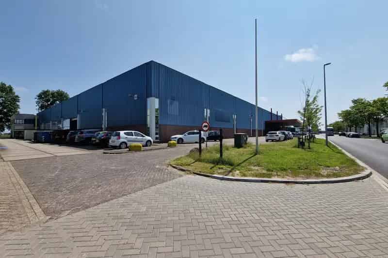 Bedrijfshal Hoorn 6990m2 te Huur of Koop