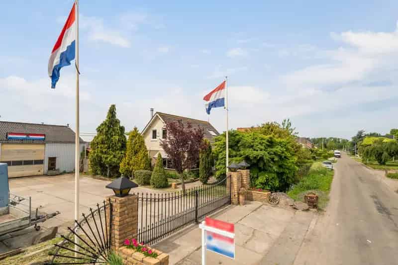 Vrijstaande woning Nieuwerkerk aan den IJssel 5 slaapkamers multifunctioneel