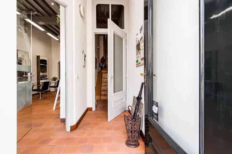 Huis te koop Heusden: Rijksmonument met kapsalon