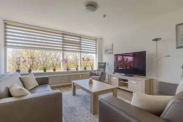 3 Kamer Appartement Lombardijen Rotterdam