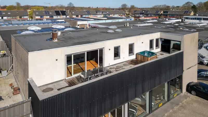 Luxe appartement Wassenaar 5 slaapkamers 2 badkamers 2 terrassen