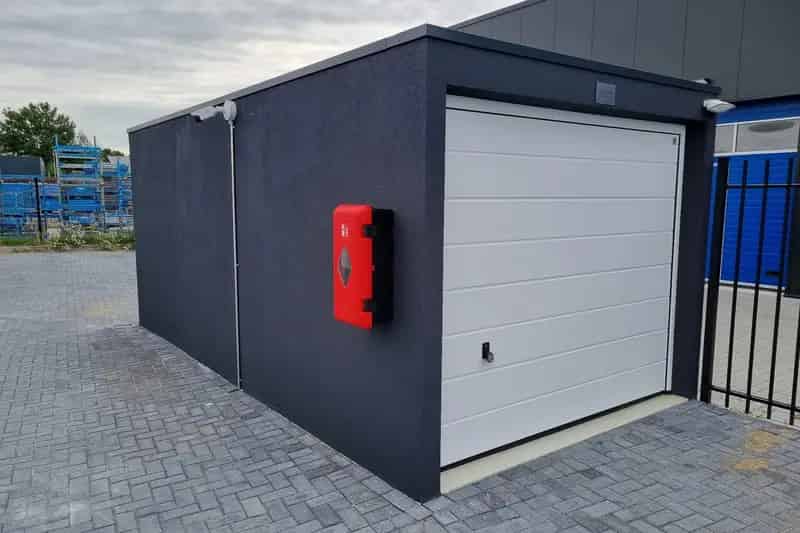 Bedrijfsunit te koop Burgum 18m²
