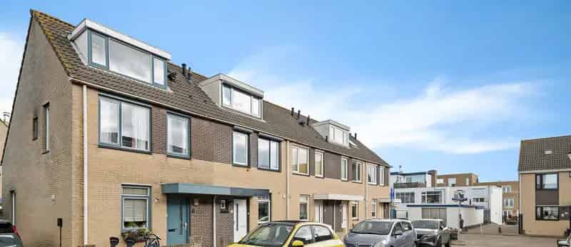 4-Kamer Eengezinswoning Zandvoort Strand Nabij Station