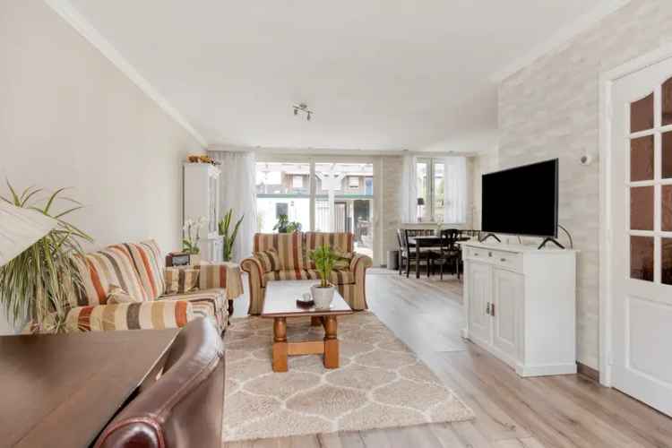 Ruime 4 Kamer Familiewoning Oranjewijk Leiderdorp