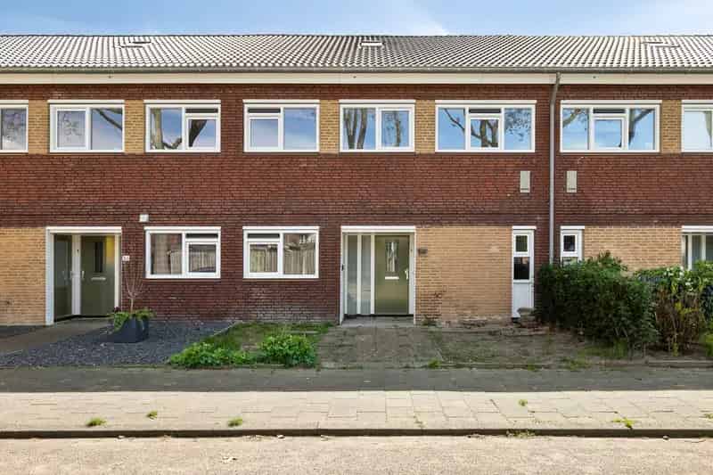 Tussenwoning 4 slaapkamers Valkenswaard Volledig Verduurzaamd