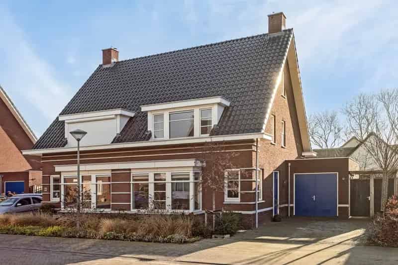 Moderne 4 Slaapkamers 2 1 Kapwoning Maren Kessel Garage Tuin