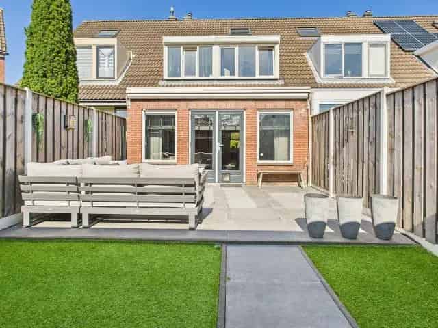 Ruime eengezinswoning te koop in Middelburg