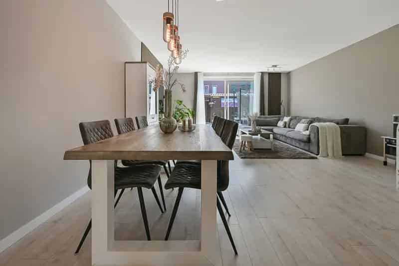 Herenhuis Saendelft 4 slaapkamers moderne keuken nabij station