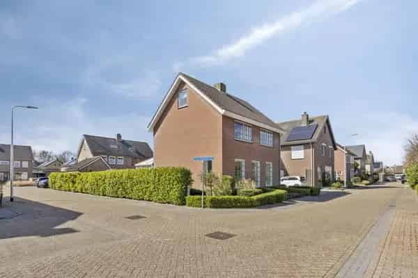 5 Slaapkamers Vrijstaande Woning Garage Tuin Zuid Dullaertwijk
