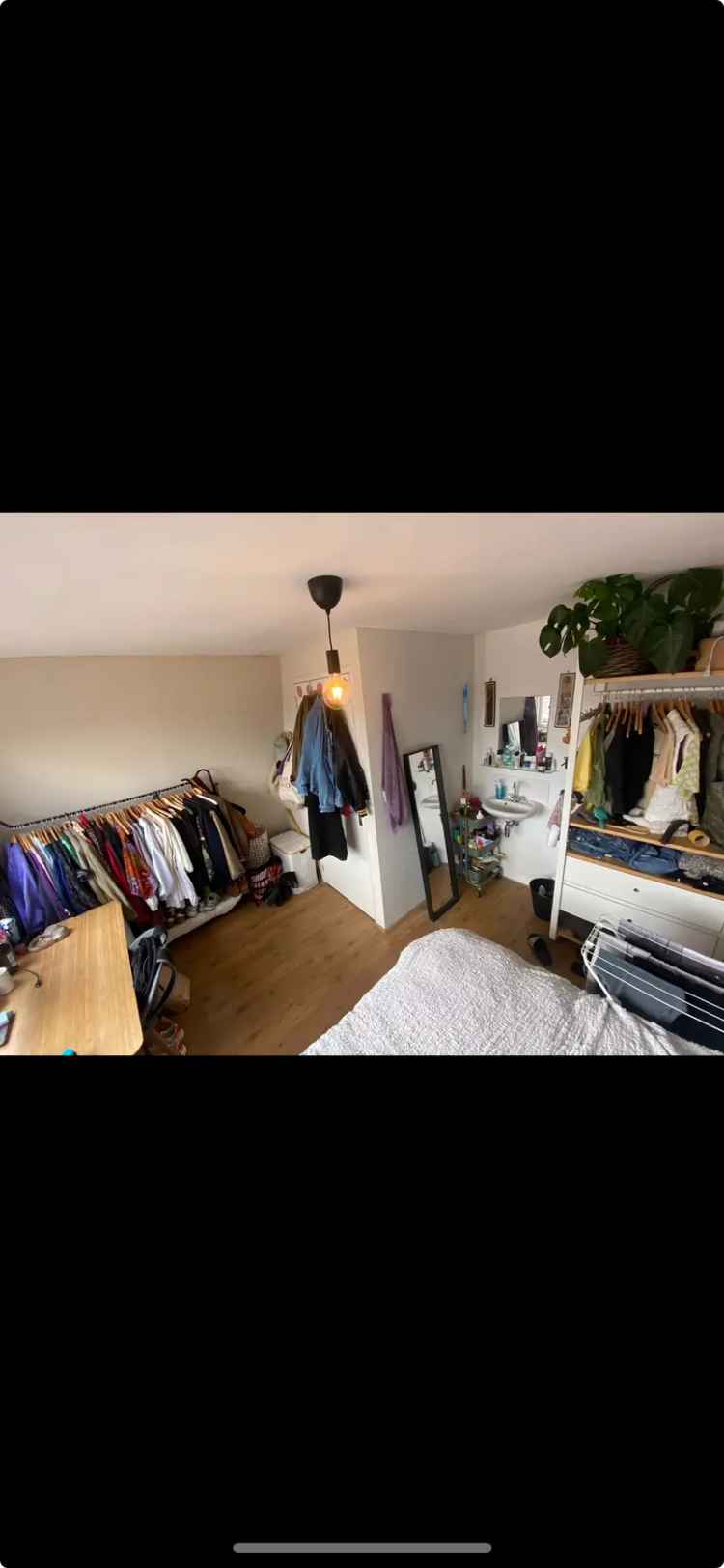 Kamer Delft: Gemeubileerde kamer voor vrouw, mei-september