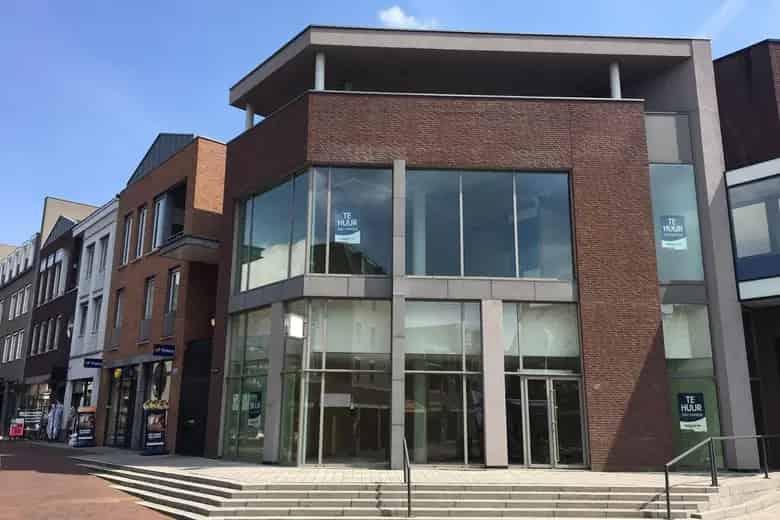 184 m2 Kantoorruimte te Koop Deurne Centrum