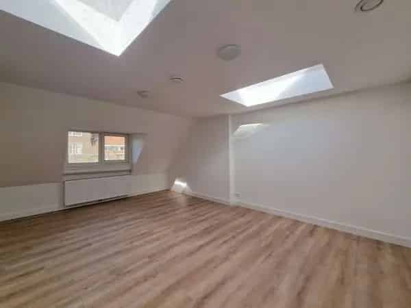 Modern 2-kamer appartement Feijenoord te huur