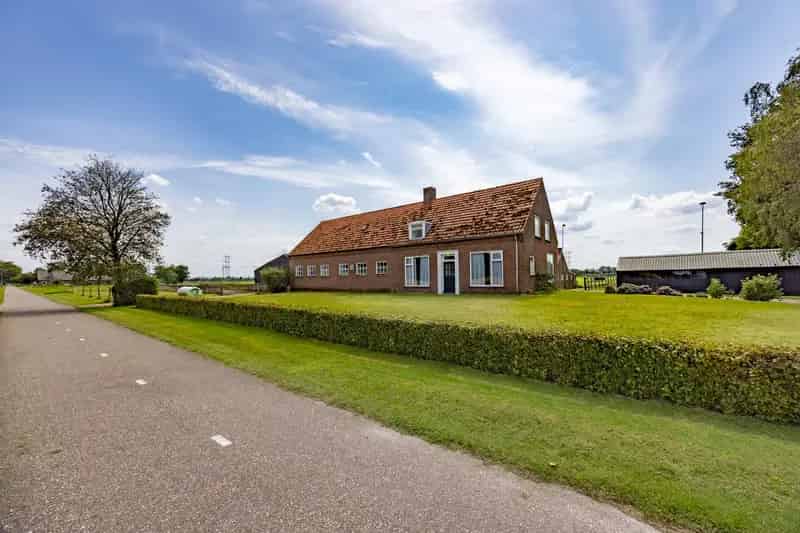Agrarisch bedrijf Moergestel te koop: Boerderij met paardenhouderij