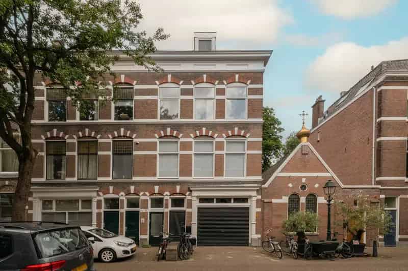 Dubbel bovenhuis Duinoord  4 slaapkamers groot terras