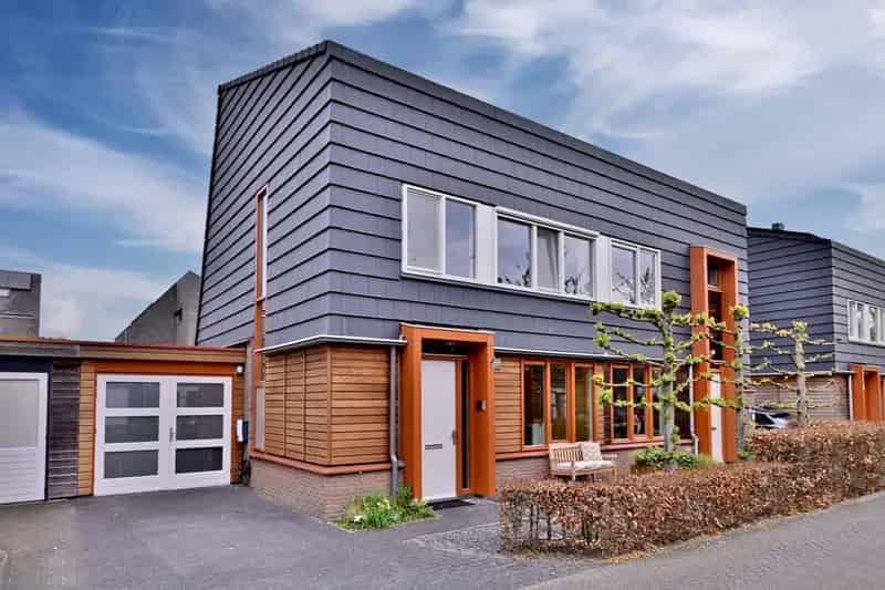 5 Slaapkamers Huis te Koop Deventer Ruime Uitgebouwde Woning