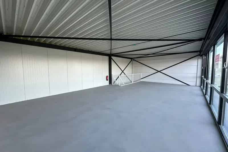 Bedrijfshal Leeuwarden 288m² te koop Jupiterweg