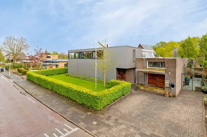 Luxe woonhuis in voormalige kerk 290m² 3 slaapkamers duurzaam