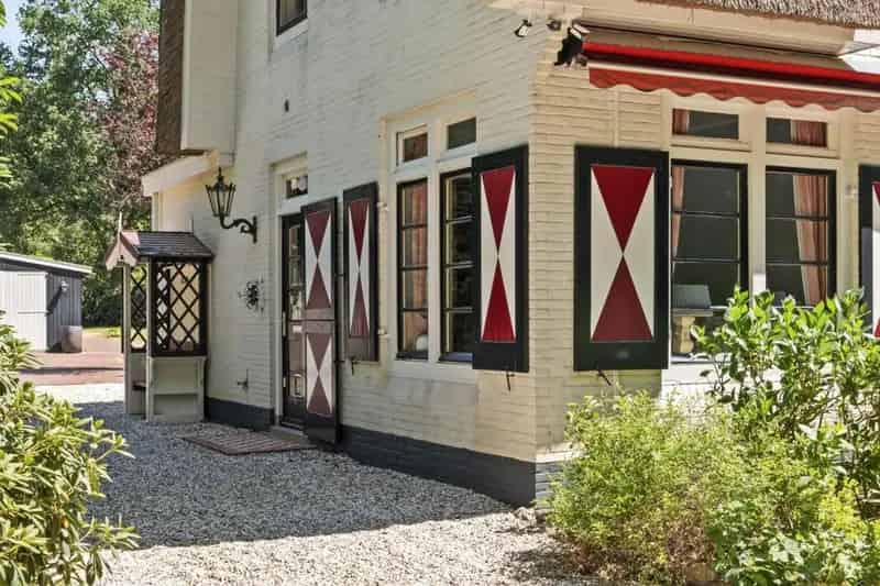 Landhuis Sonora te Doorn: Charmant Landhuis met Paardenstallen en Bos-Toegang