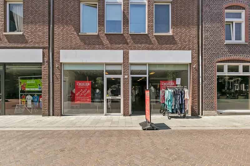 Winkel te koop Venray Schoolstraat 132m2 Centrum