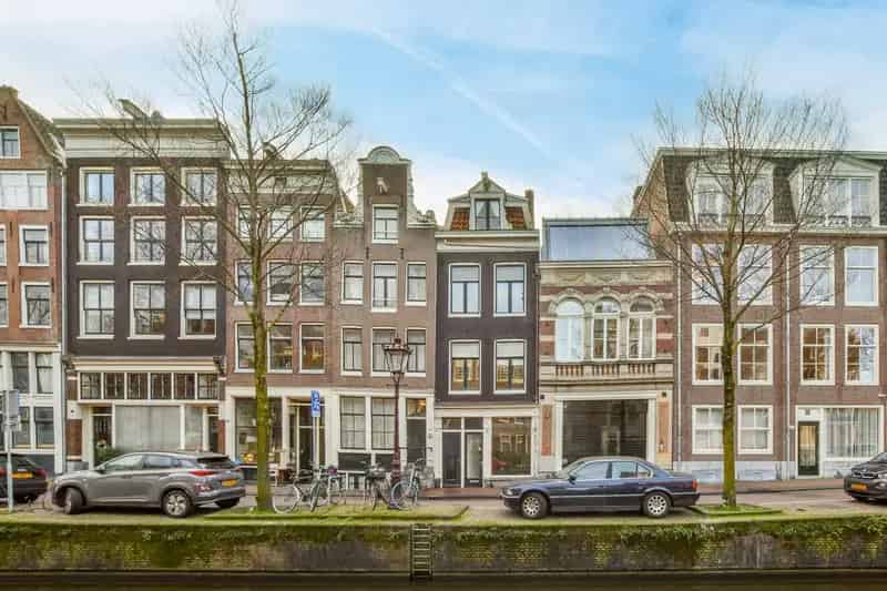 Grachtenpand Amsterdam 184m2 - Beleggingspand met 3 Appartementen