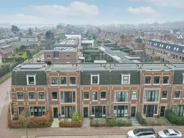 Tussenwoning Vroondaal 4 slaapkamers luxe keuken