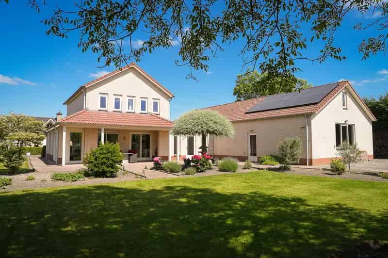 Bedrijfshal Beneden Leeuwen Wonen en Werken Combineren