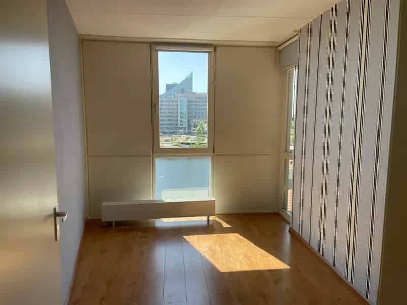 Kamer nabij Erasmus Universiteit - 787 euro per maand