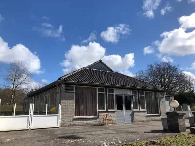 Tennispark te koop Hilvarenbeek Nabij A58 en Tilburg