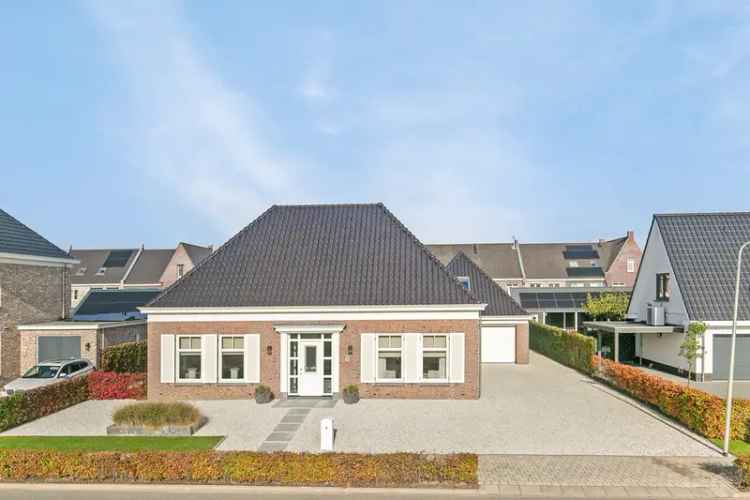 Huis Te Koop , 6, Haveloozeweg, Dirksland, Zuid-Holland