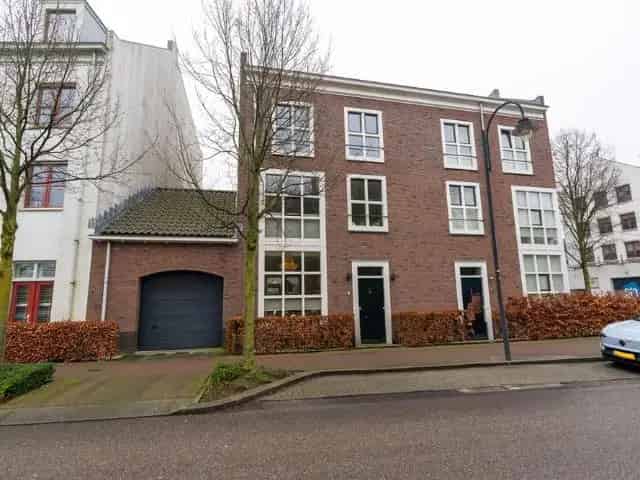 Luxe Herenhuis Bemmel Ruime Garage Tuin Centrumlocatie