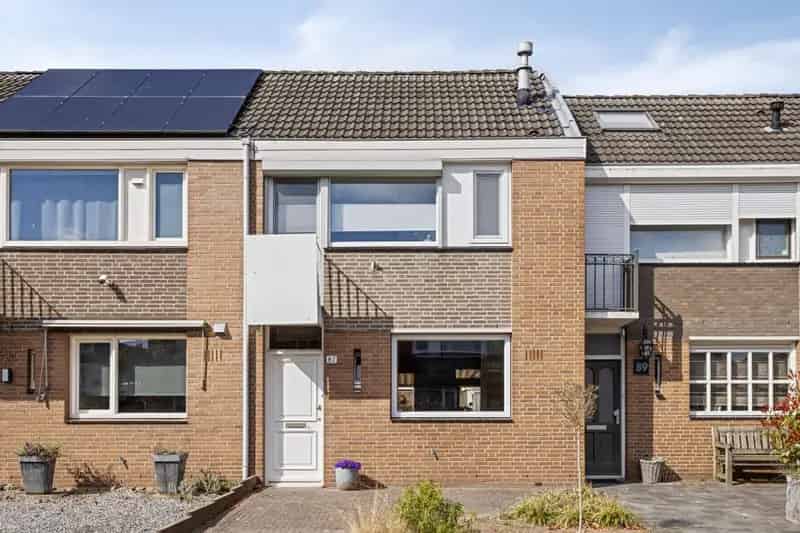 Mierlo Hout: Fraaie gezinswoning met 3 slaapkamers en dakkapel