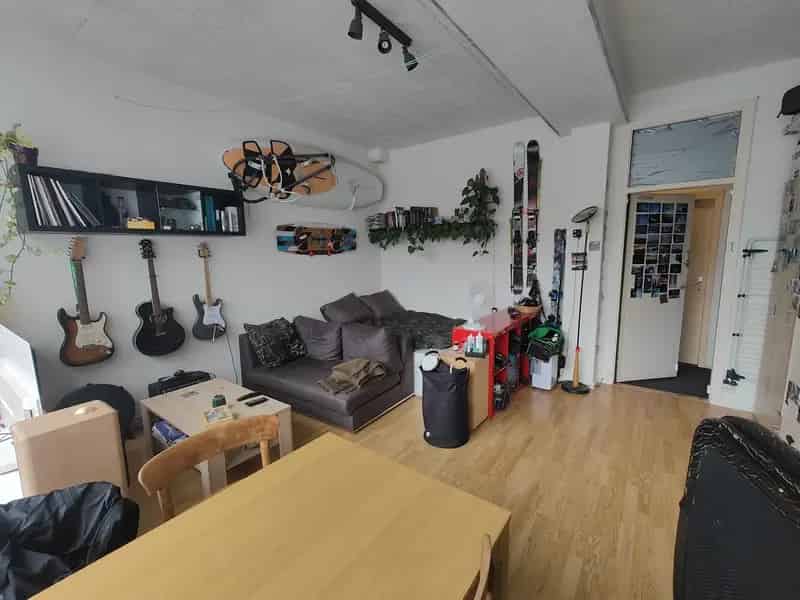 Ruime kamer Valkenboskwartier 24m2 Beschikbaar per 1 Juni