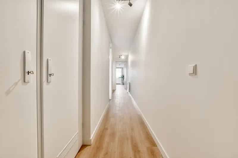 Modern Appartement Amsterdam Nabij Openbaar Vervoer en Scholen