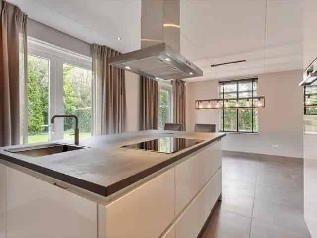 Ruime gezinswoning Westwijk 5 slaapkamers 270m2 energielabel A