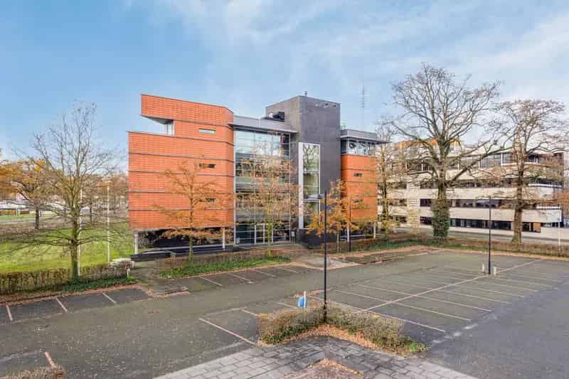Kantoorruimte te huur Hengelo 2216m2 A+ label