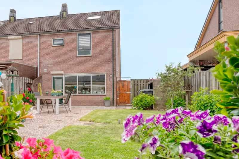 Huis te koop Heteren 4 slaapkamers grote tuin