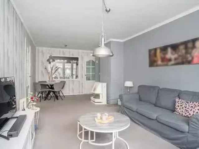 Appartement te koop in Den Haag Laakkwartier West