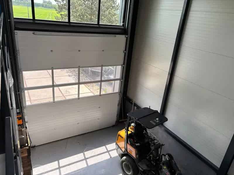 Bedrijfshal Cothen 200m2 te huur