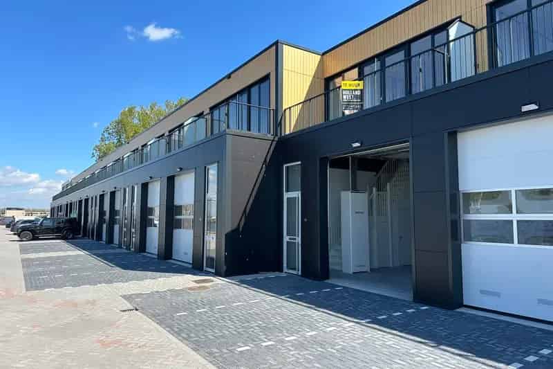 Bedrijfshal te huur Alphen aan den Rijn 114m2