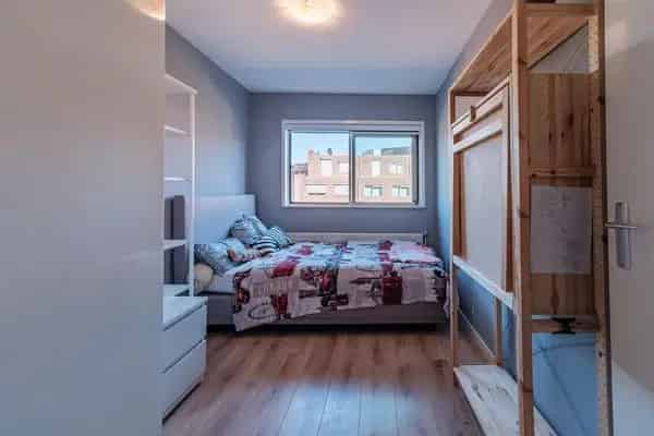 Ruime 5 Slaapkamer Familiewoning Gemeubileerd met Tuin
