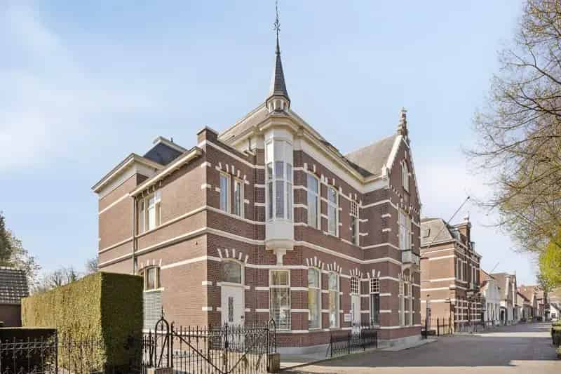 Kantoor Oisterwijk | Zoek kantoren te koop: De Lind 22 5061 HW Oisterwijk 
