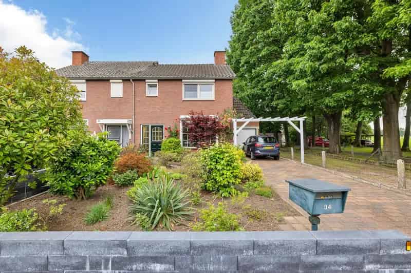 Huis Te Koop , 34, Hoofdstraat, Overdinkel, Overijssel