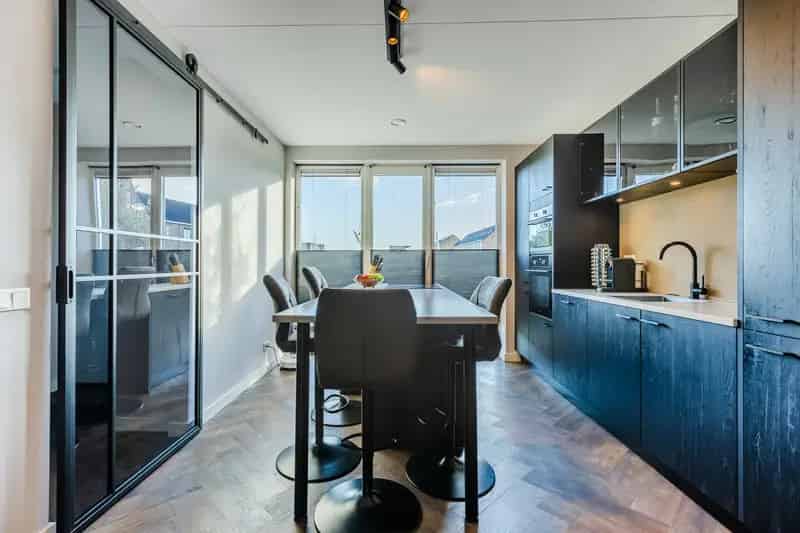 Huis te koop Lage Zwaluwe: Moderne 4 Slaapkamers, Duurzaam, Gasloos