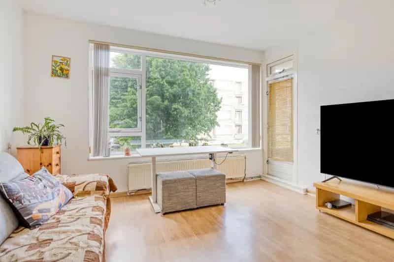 Appartement Rotterdam Pendrecht 50m2 Starter Balkon Berging