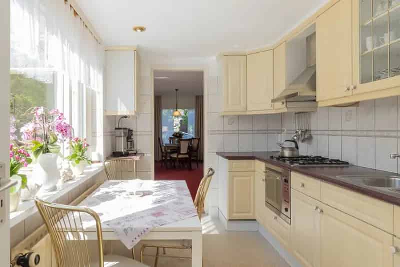 Jaren 30 Hoekwoning Hillegom Ruime Tuin Centrale Ligging